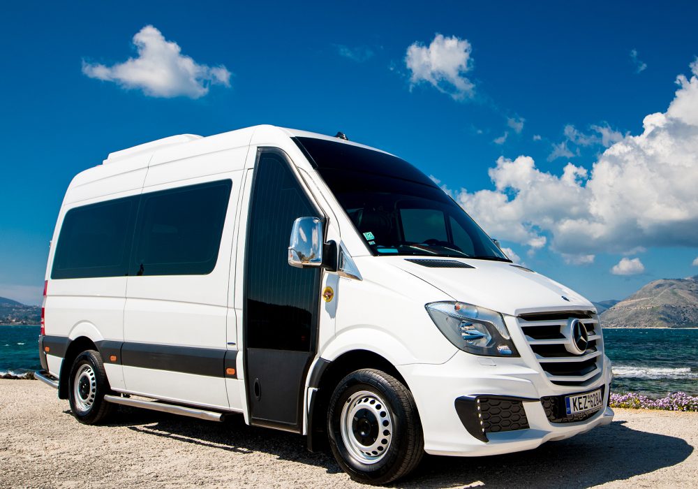 Mercedes Sprinter 13 seater